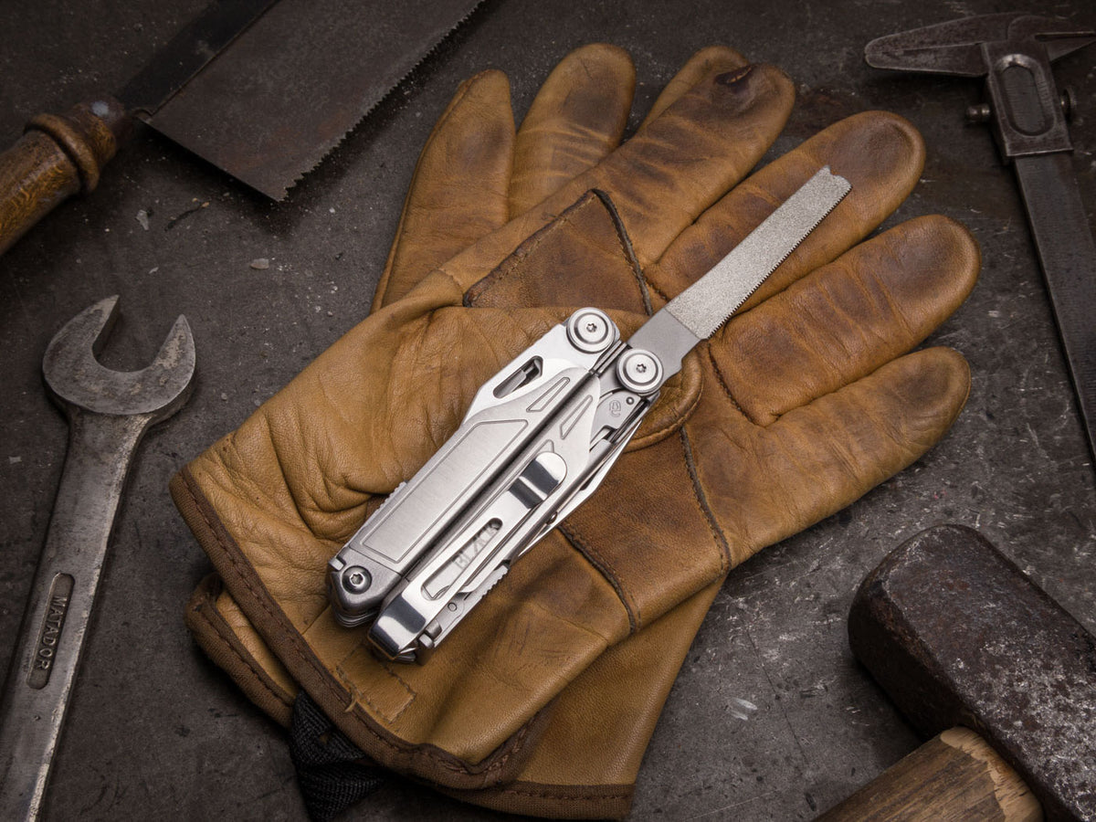 Black Eagle Clip Mist Grey